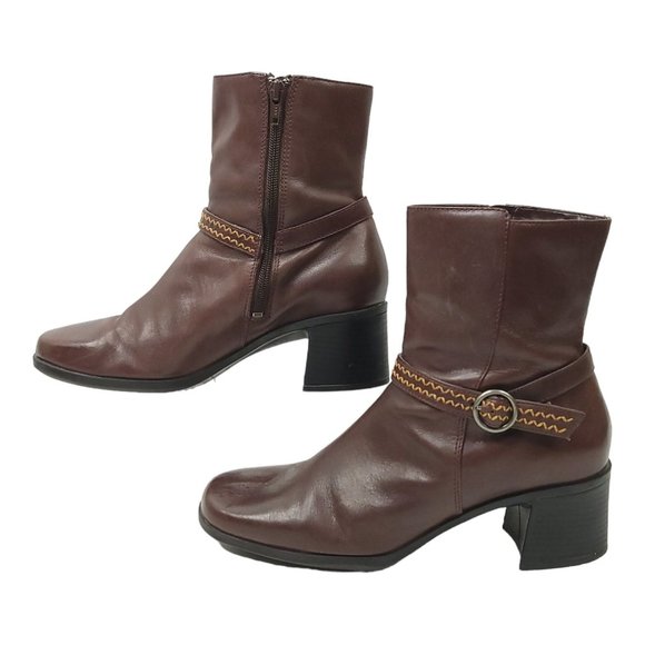 Clarks Leather Buckle Strap Ankle Boots 9 Side Zip Bootie Brown Block Heel 71037 - Picture 10 of 11